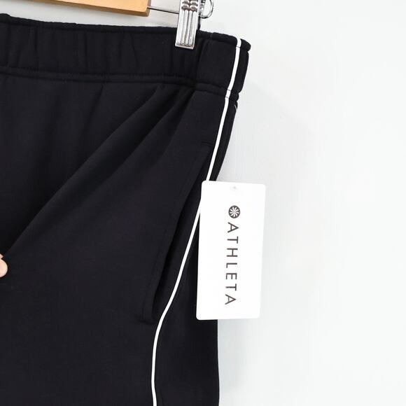 NWT Athleta Forever Fleece High-Rise Piping Jogger In Black White Size Large - Picture 8 of 12